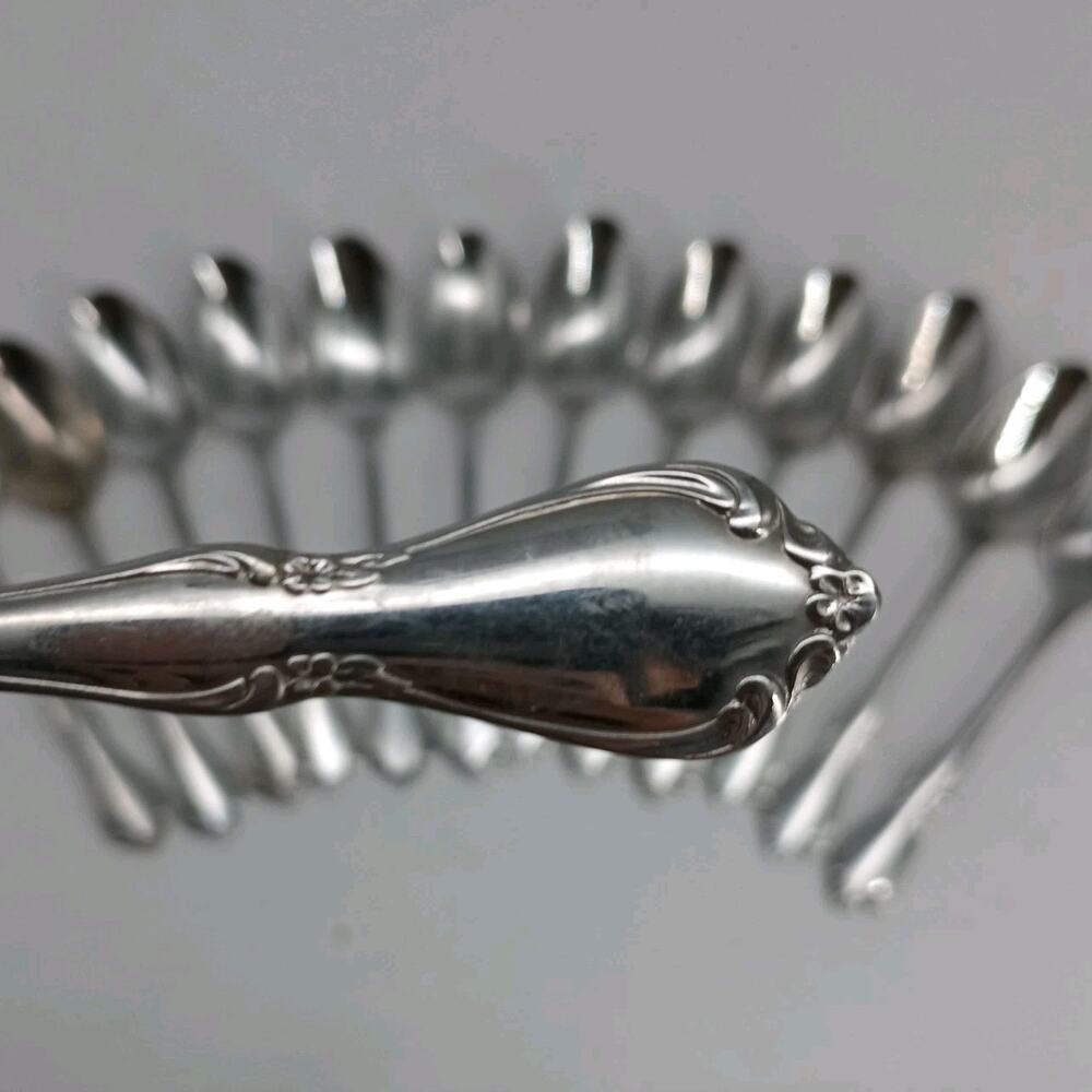 13X Tsp Oneida CHATEAU Stainless Flatware TEASPOONS Glossy USA